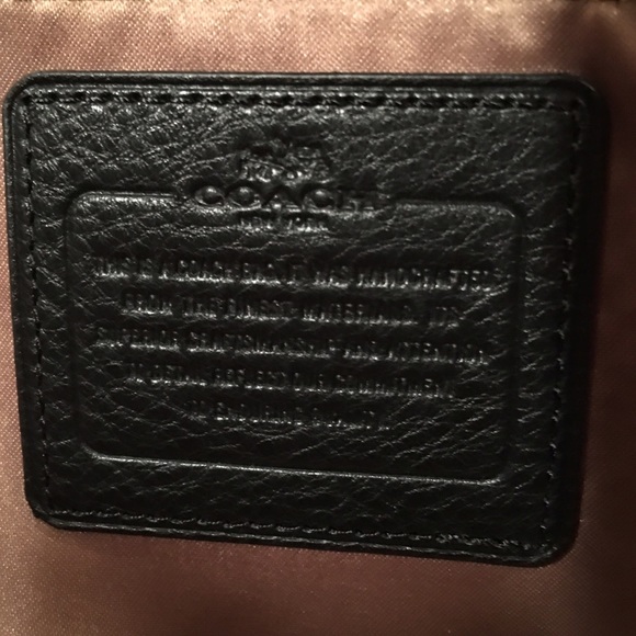 COACH - Picture 2 of 4