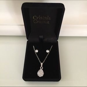 Teardrop Cubic Zirconia Necklace with Studs