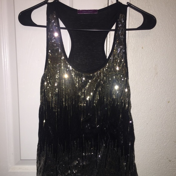 Sequenced Tank Top - Picture 3 of 3