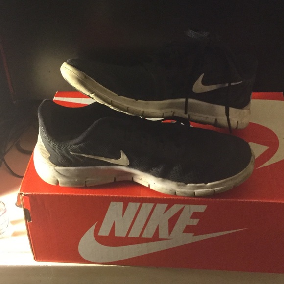 Nike shoes size 3 youth