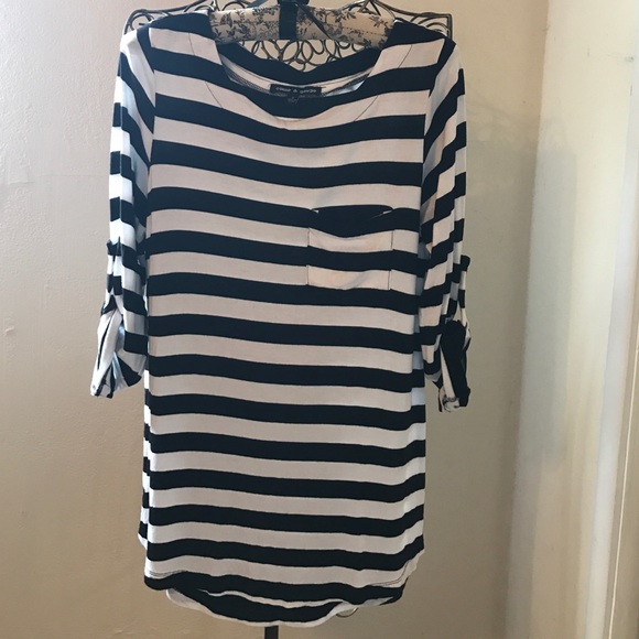 Striped 3/4 sleeve top