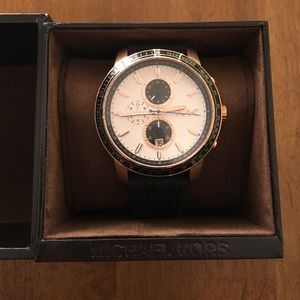NWOT Michael Kors Watch