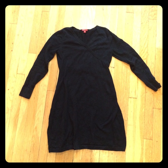 Warm, Long sleeved Black Dress