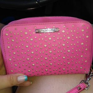 Stella&dot tech wristlet