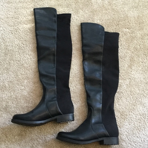 Black faux leather boots! BRAND NEW WITHOUT TAGS!