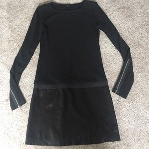 Theory long sleeved dress leather skirt