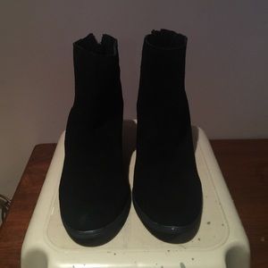 Ecotè, black suede, zip up, heeled ankle booties.