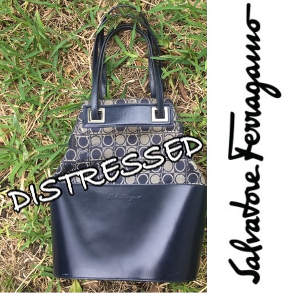 Salvatore Ferragamo Handbags - Salvatore Ferragamo handbag