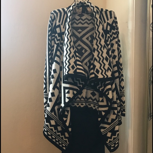 Knit Aztec print sweater