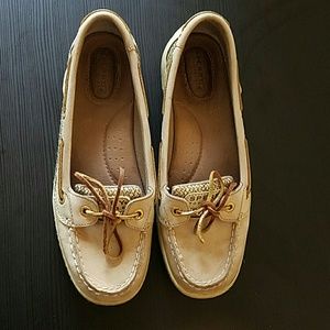 Sperry top-siders