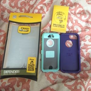 iPhone 5s otter box