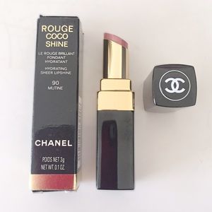 Chanel Rouge Coco Shine Lipstick in 90 Mutine