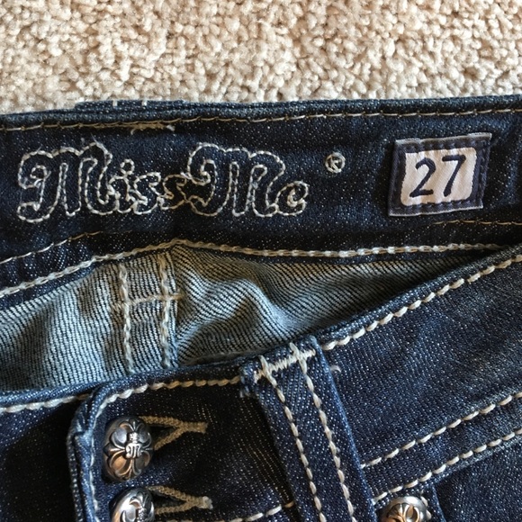 Miss Me jeans, size 27, with crystals pockets. - Picture 4 of 4