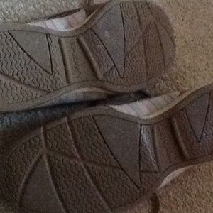 smelly sperrys