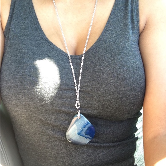 Blue swirl agate stone pendant necklace