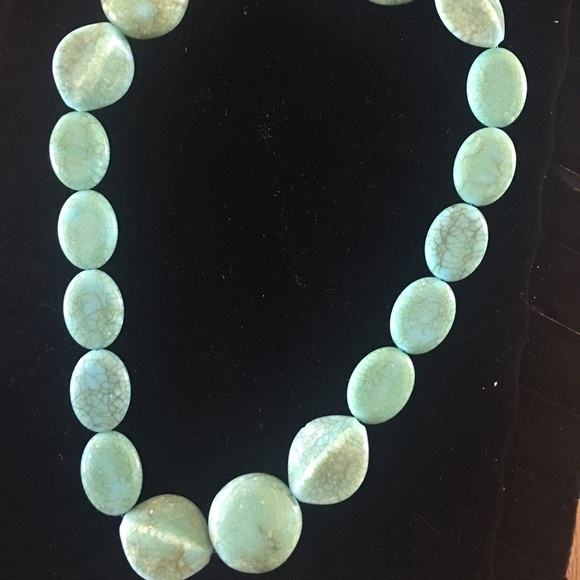 Summer green beaded necklace and earrings