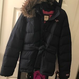 Hollister Navy Blue Puffer Coat W/ Detachable Fur