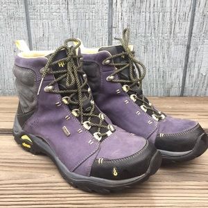 Women's Ahnu Hiking Boots
