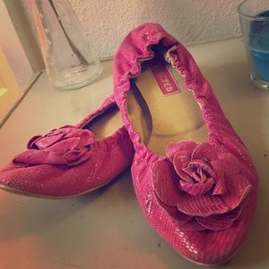 Pink flats!