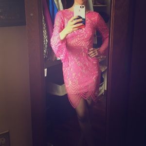 Short lace pink dress Aus size 8