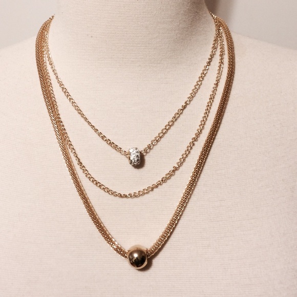 Jewelry - Triple The Fun Gold Necklace