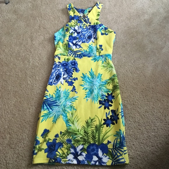 Open back Charlotte Russe yellow/blue sundress.