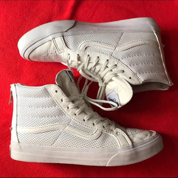 White leather VANS sk8 HI