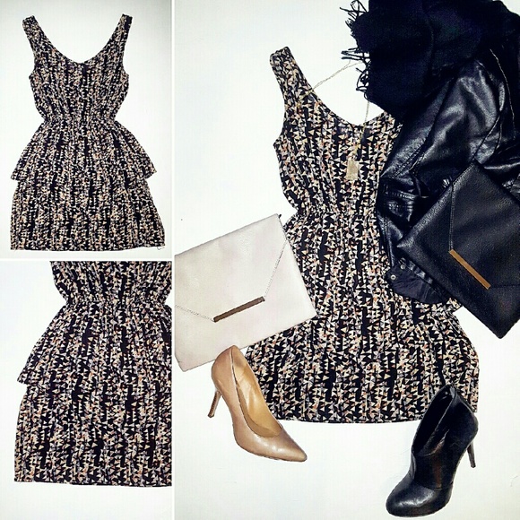 Forever 21 triangular print dress, sz S