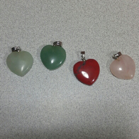 Set of 4 stone heart pendants