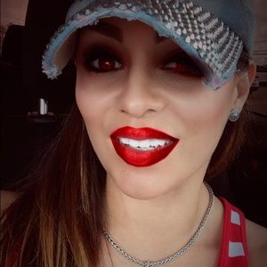 Meet your Posher, Heidi