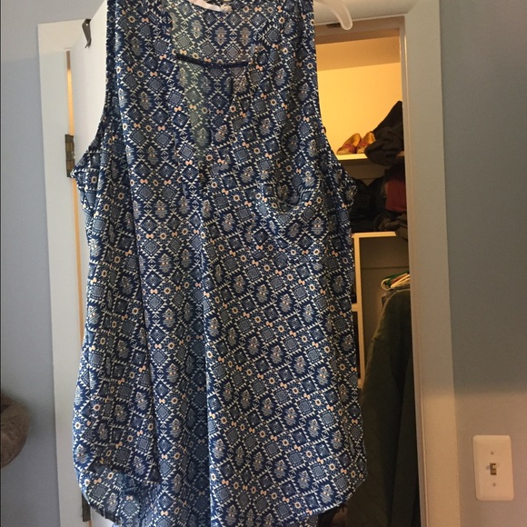 2 SUMMER Shirts! Brands- lush and stitch fix