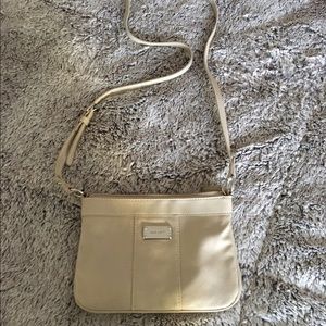 Crossbody purse