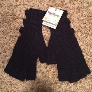Fingerless gloves