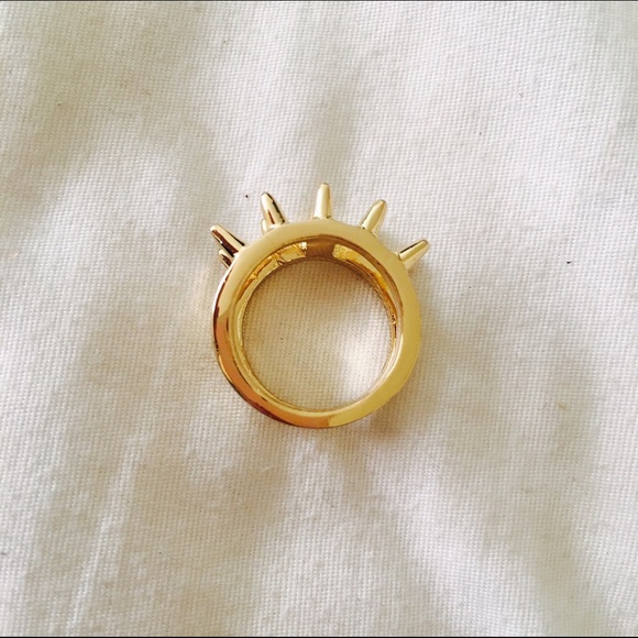 BCBGMAXAZRIA Size 7 Spike Ring - Picture 1 of 4
