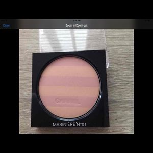 Chanel les beiges 01