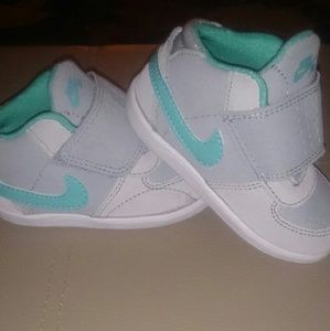 Children's Nike SB No Tie