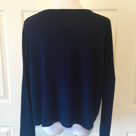 NAVY BLUE LONG SLEEVE SWEATER - Picture 3 of 4