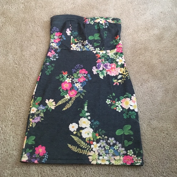 Floral LuLu's mini cotton dress, size small