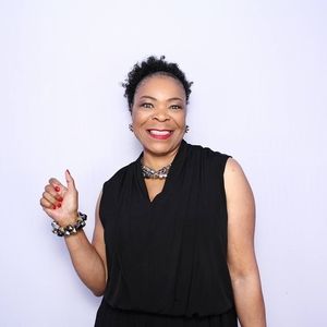 Meet your Posher, Bobbie