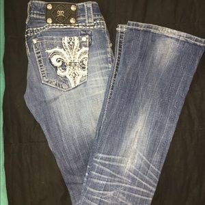 26 size boot cut miss me's