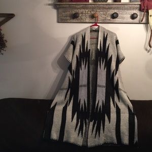 Idk sweater thing🤔