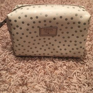 Cosmetic bag