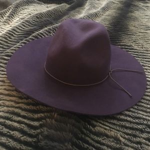 Peter Grimm Purple felt medium brimmed hat