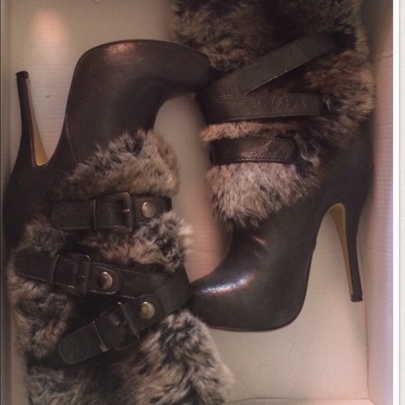 ✨🌟🎄HP🎄🌟✨ Aldo Booties Faux Fur