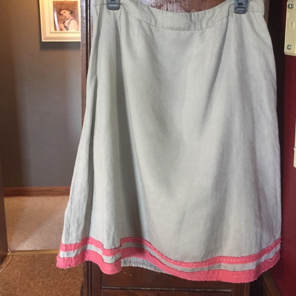 Skirt