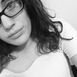 Meet your Posher, Kellsye