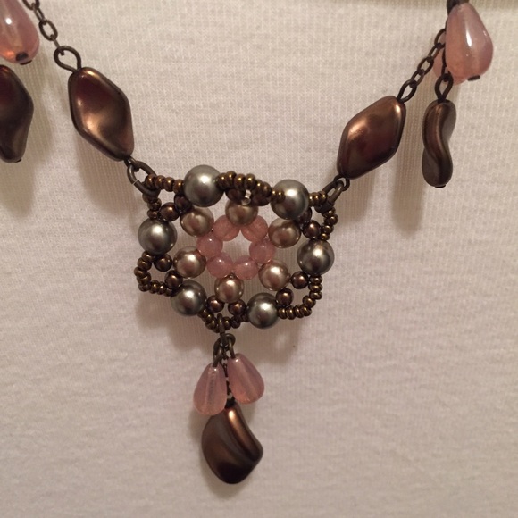 Beaded necklace