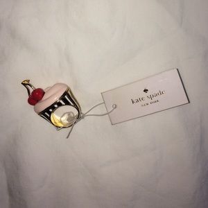 Kate Spade x Magnolia Bakery Cupcake Ring