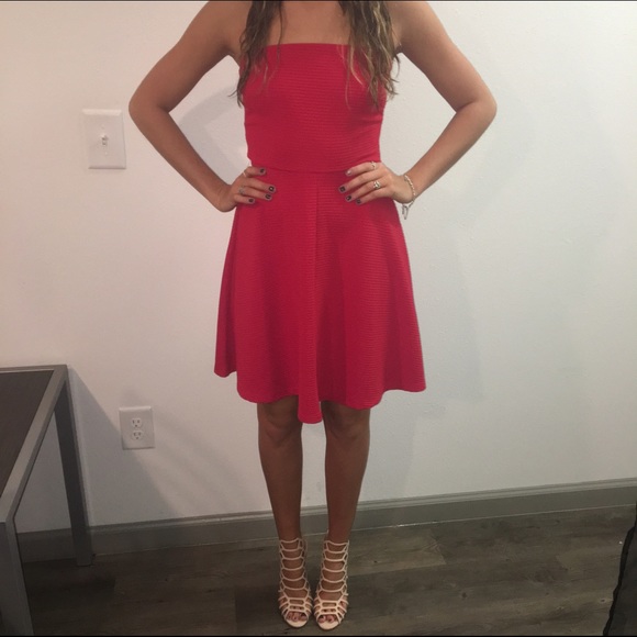 The Limited Red Strapless Dress - Picture 4 of 4