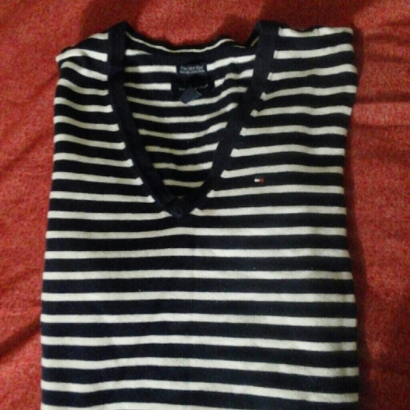 STRIPPED TOMMY HILFIGER V NECK SWEATER
